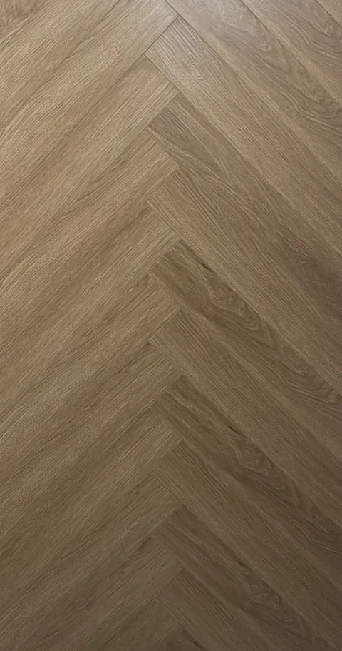 B001
